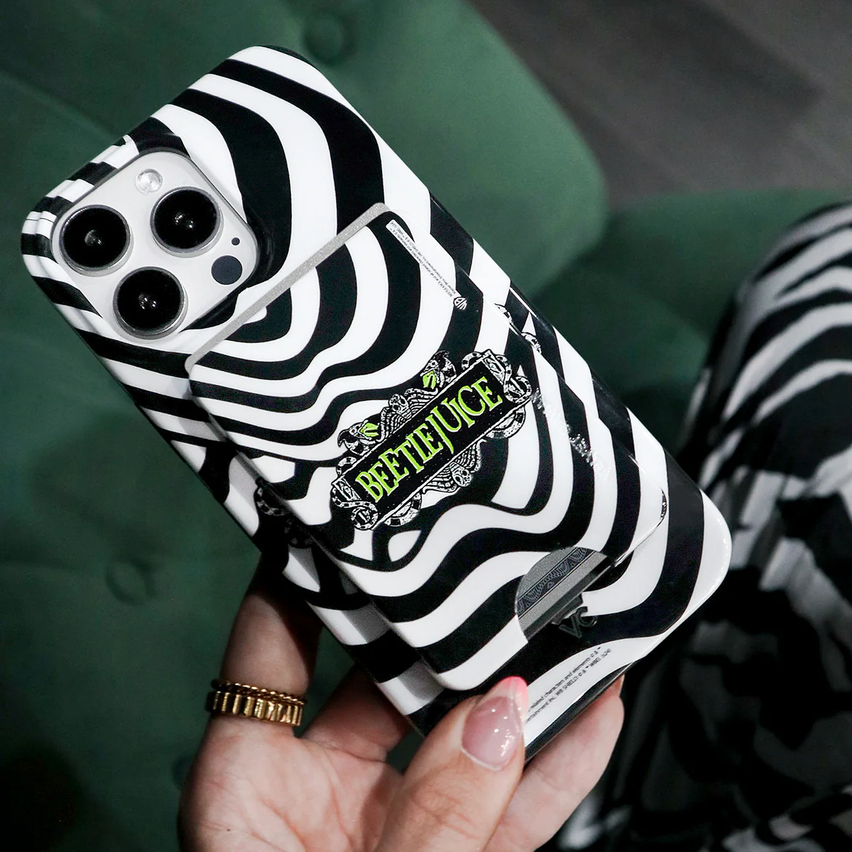 Beetlejuice It's Showtime MagSafe Wallet - Image 2