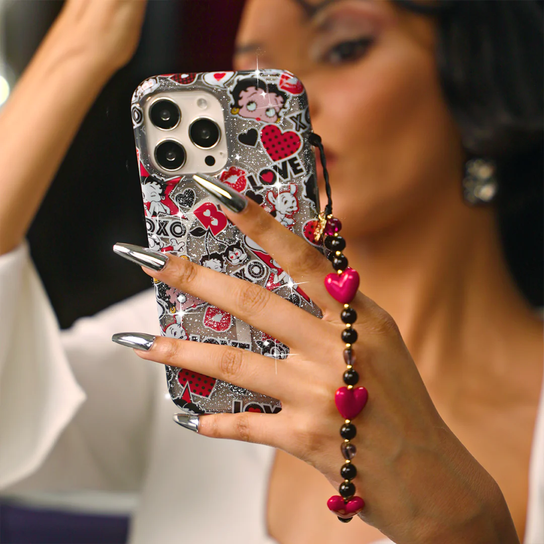Betty Boop Black Heart Phone Charm - Image 2