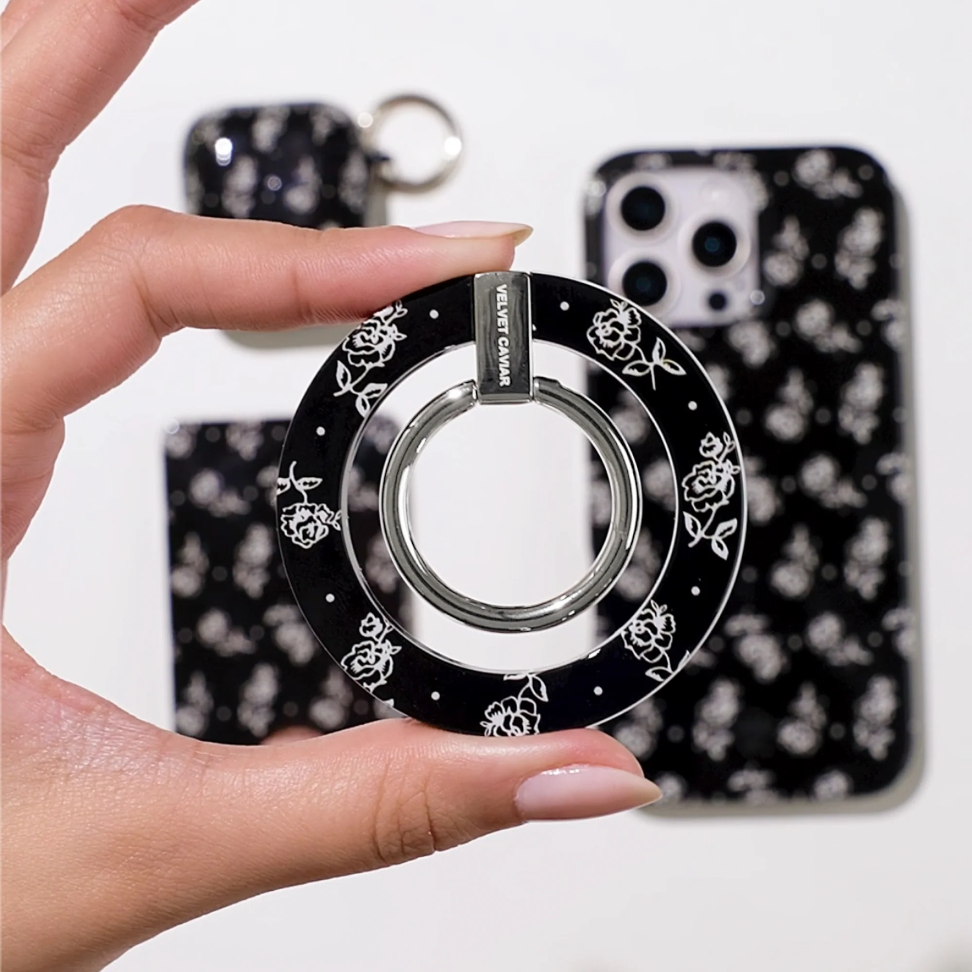 Vintage Roses MagSafe Grip Ring - Image 2