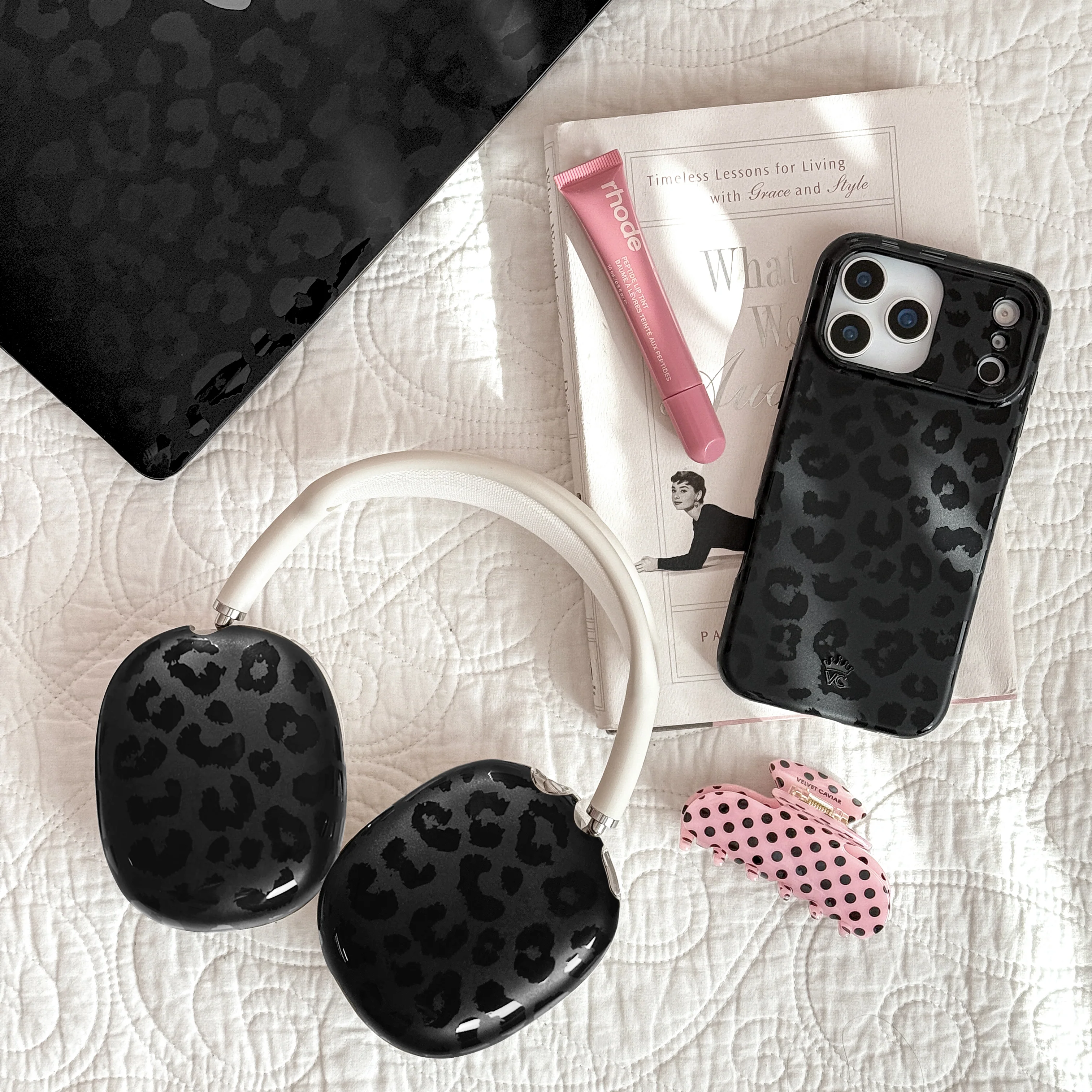 Black Leopard AirPod Max Case - Image 7