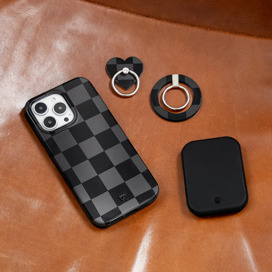 Noir Vibe Checkered Phone Ring - Image 2