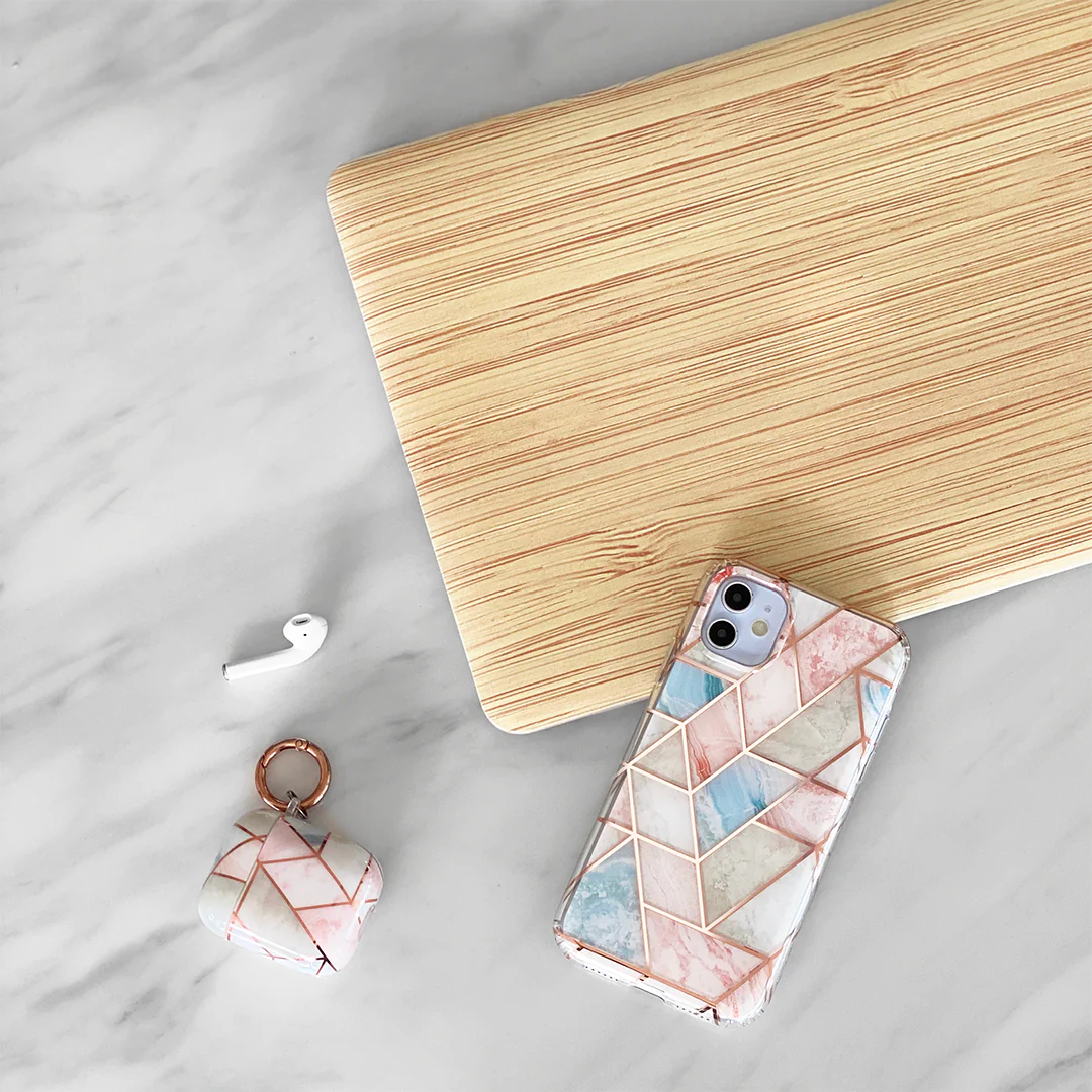 Blonde Wood MacBook Case - Image 2