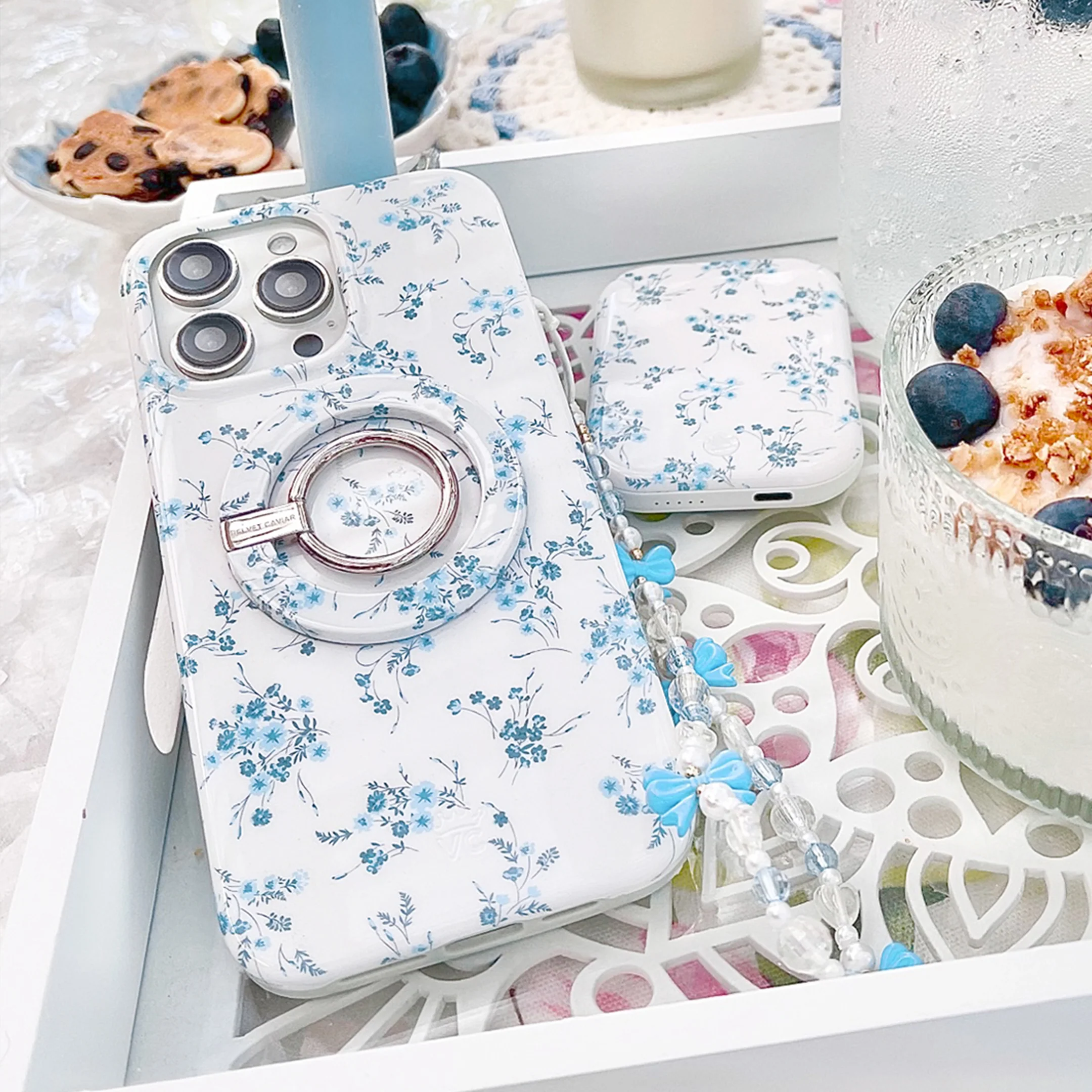 French Blue Floral MagSafe Battery Power Pack - Image 2
