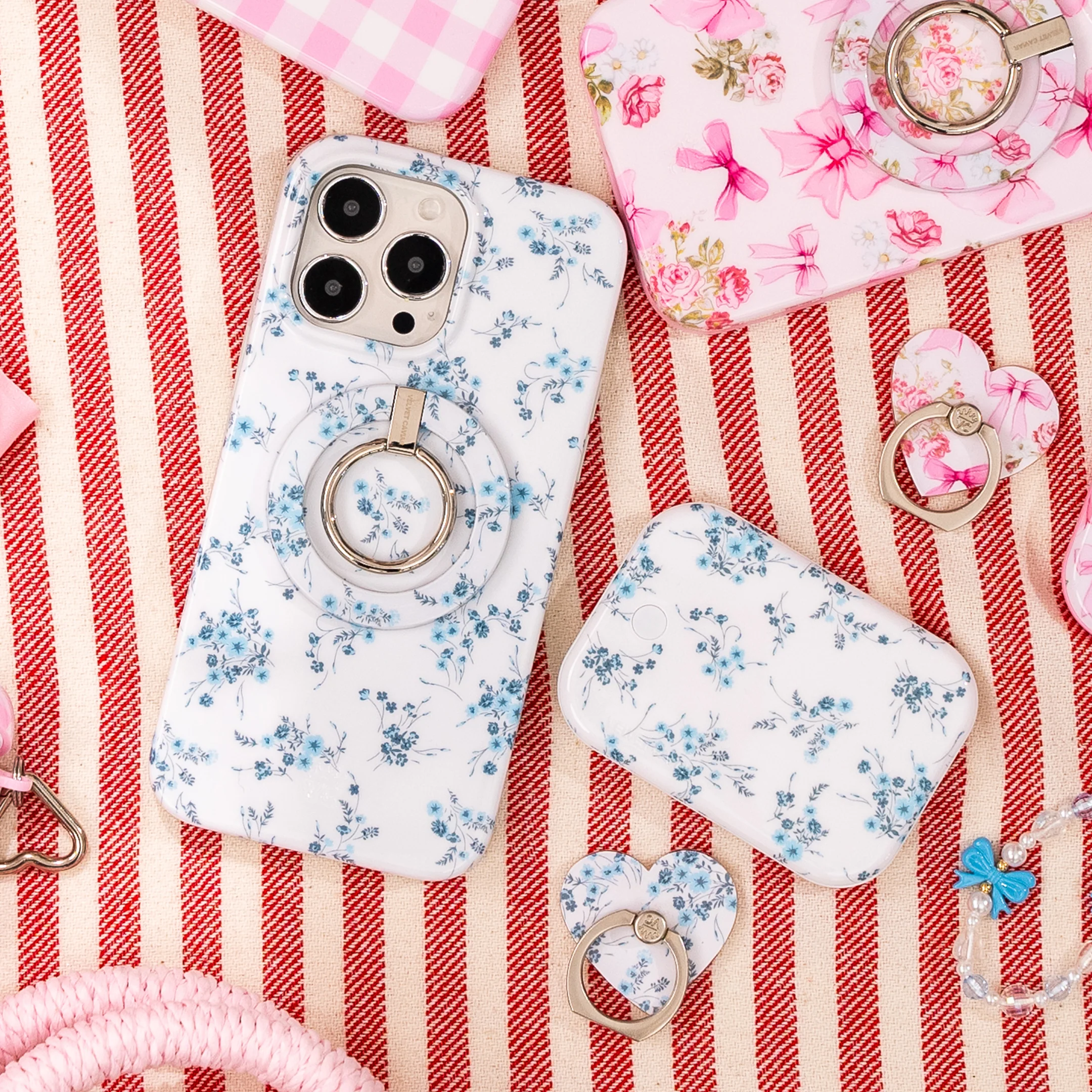 French Blue Floral Phone Ring - Image 2