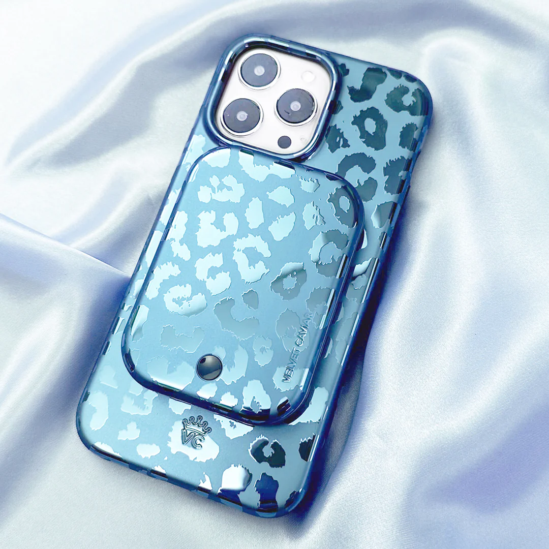 Blue Sapphire Leopard MagSafe Battery Power Pack - Image 2