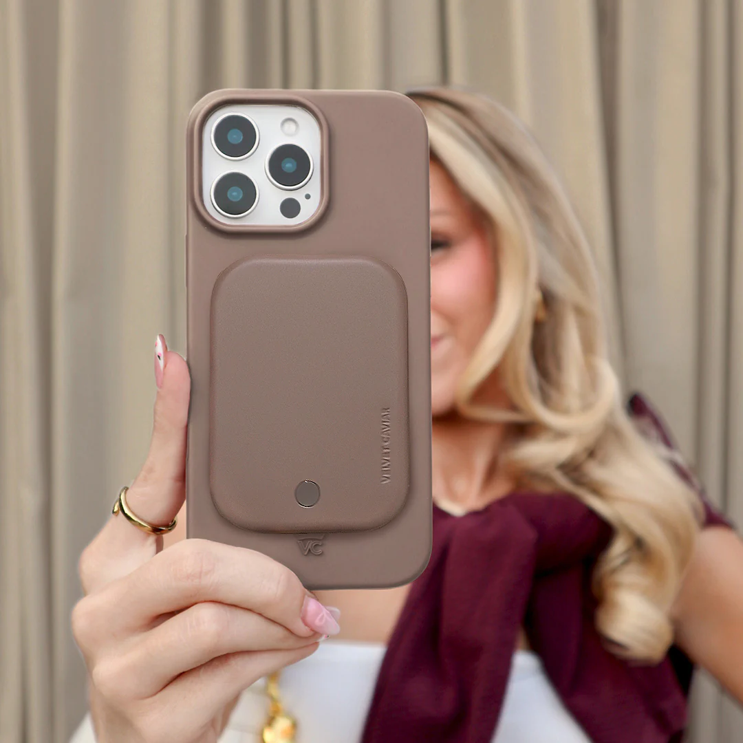 Cashmere Taupe MagSafe Battery Power Pack - Image 2