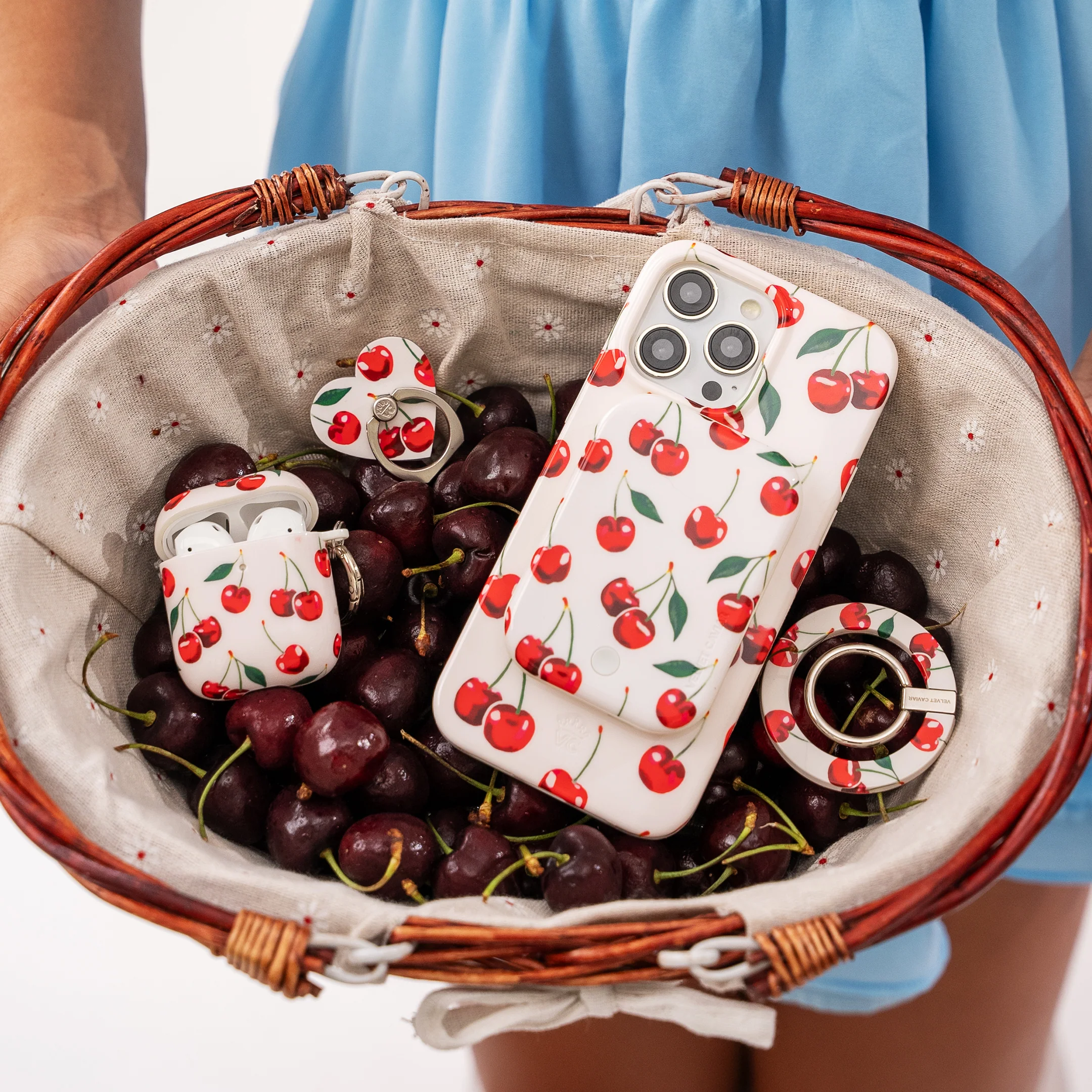Mon Cheri Cherry Phone Ring - Image 2