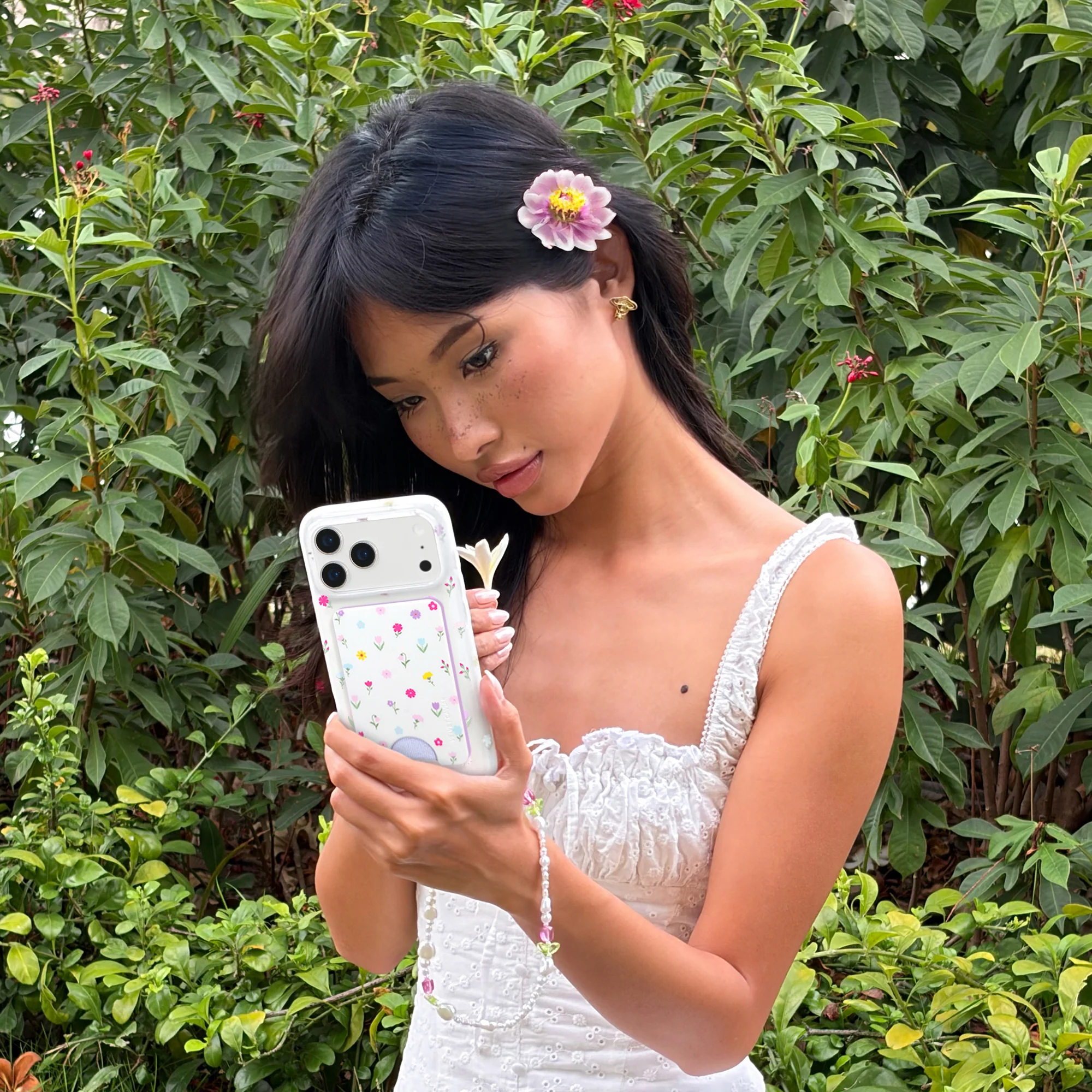 Dreamy Meadow Floral MagSafe Wallet - Image 2