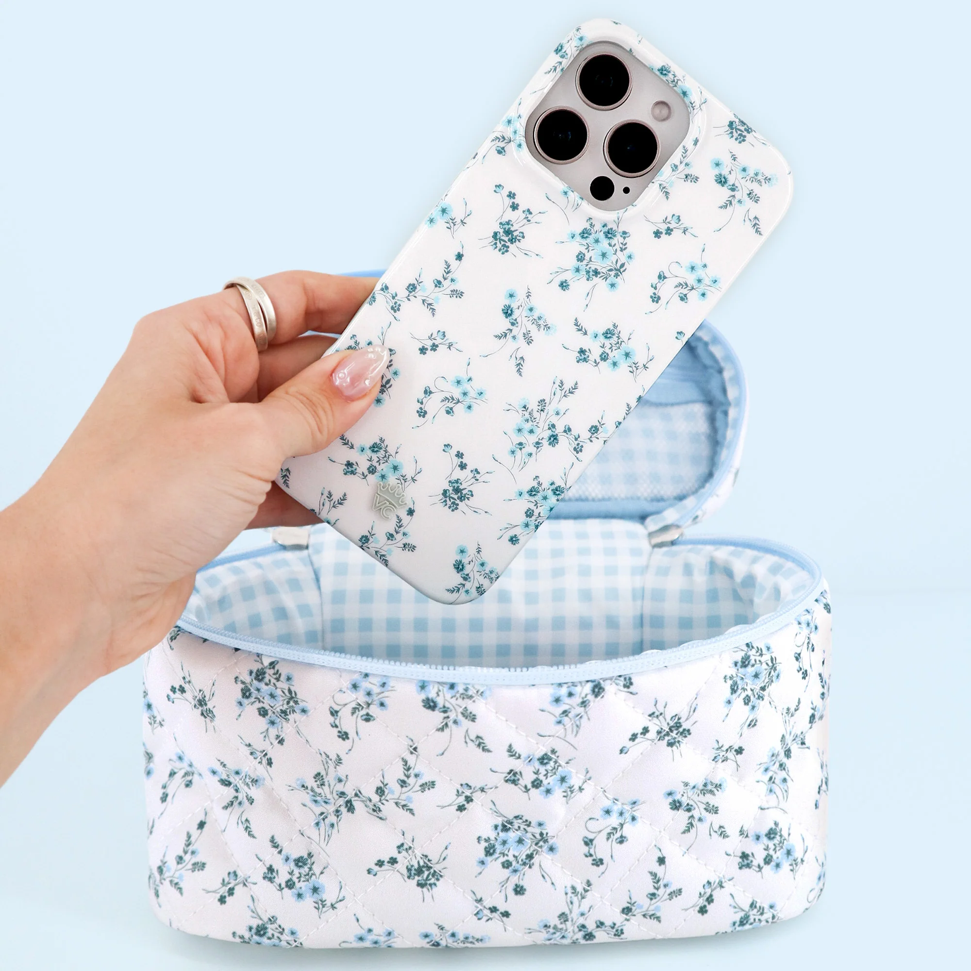 French Blue Floral Vanity Bag - Image 2