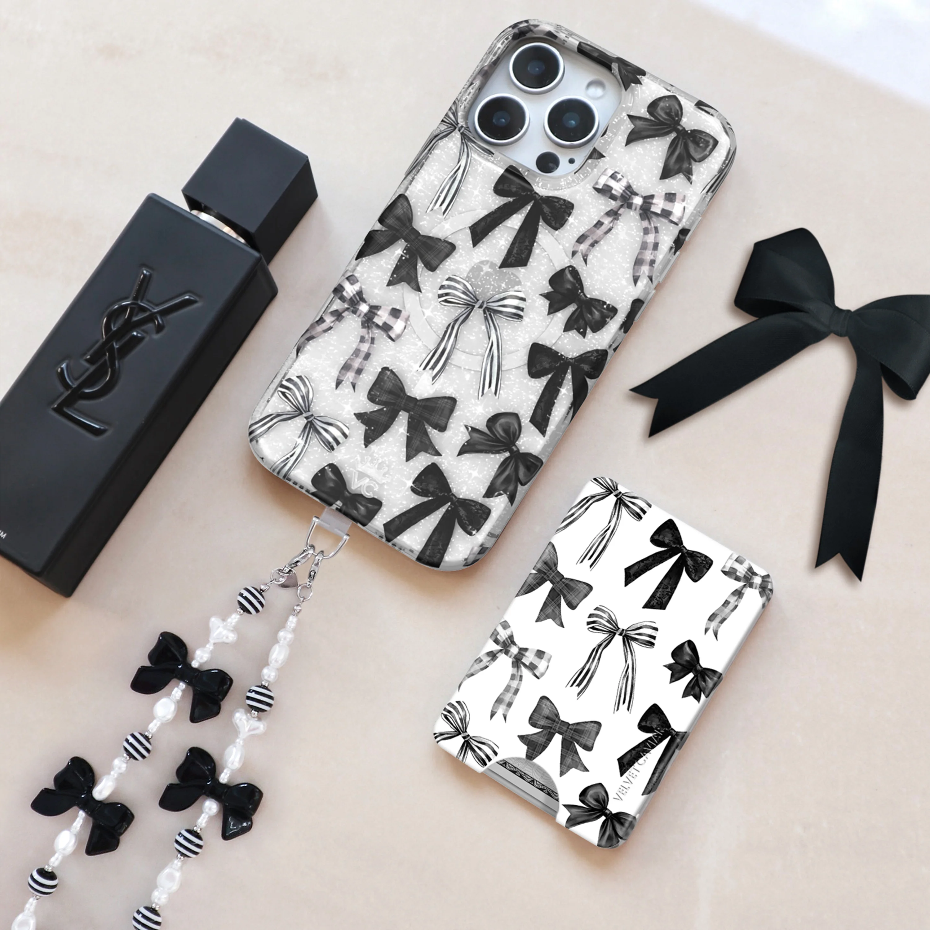 Gothic Black Bows Phone Charm - Image 5