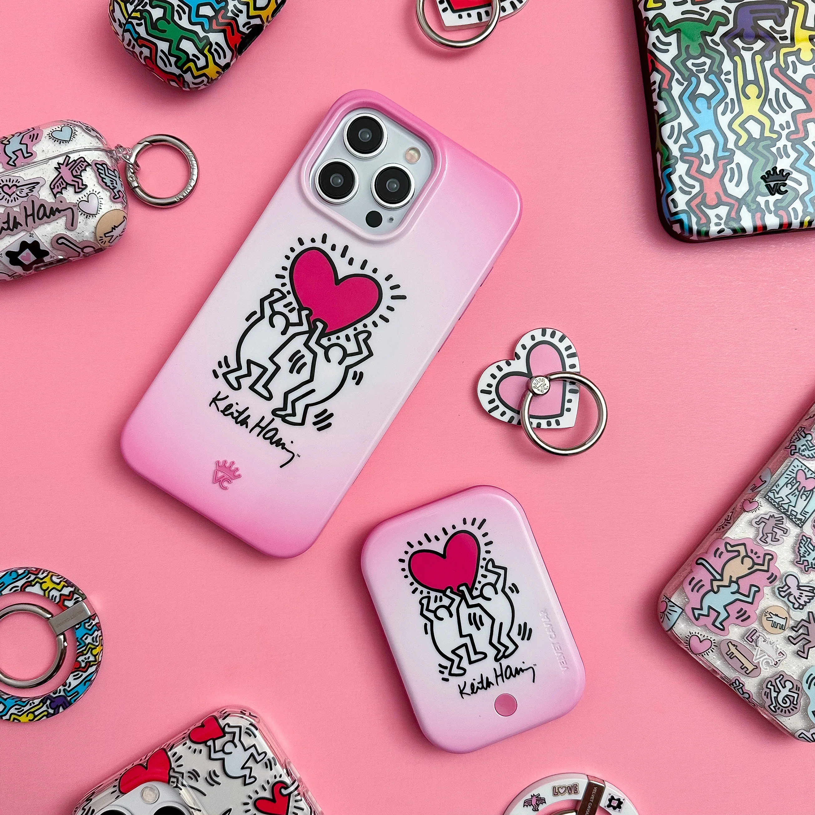 Keith Haring Pink Heart MagSafe Battery Power Pack - Image 2