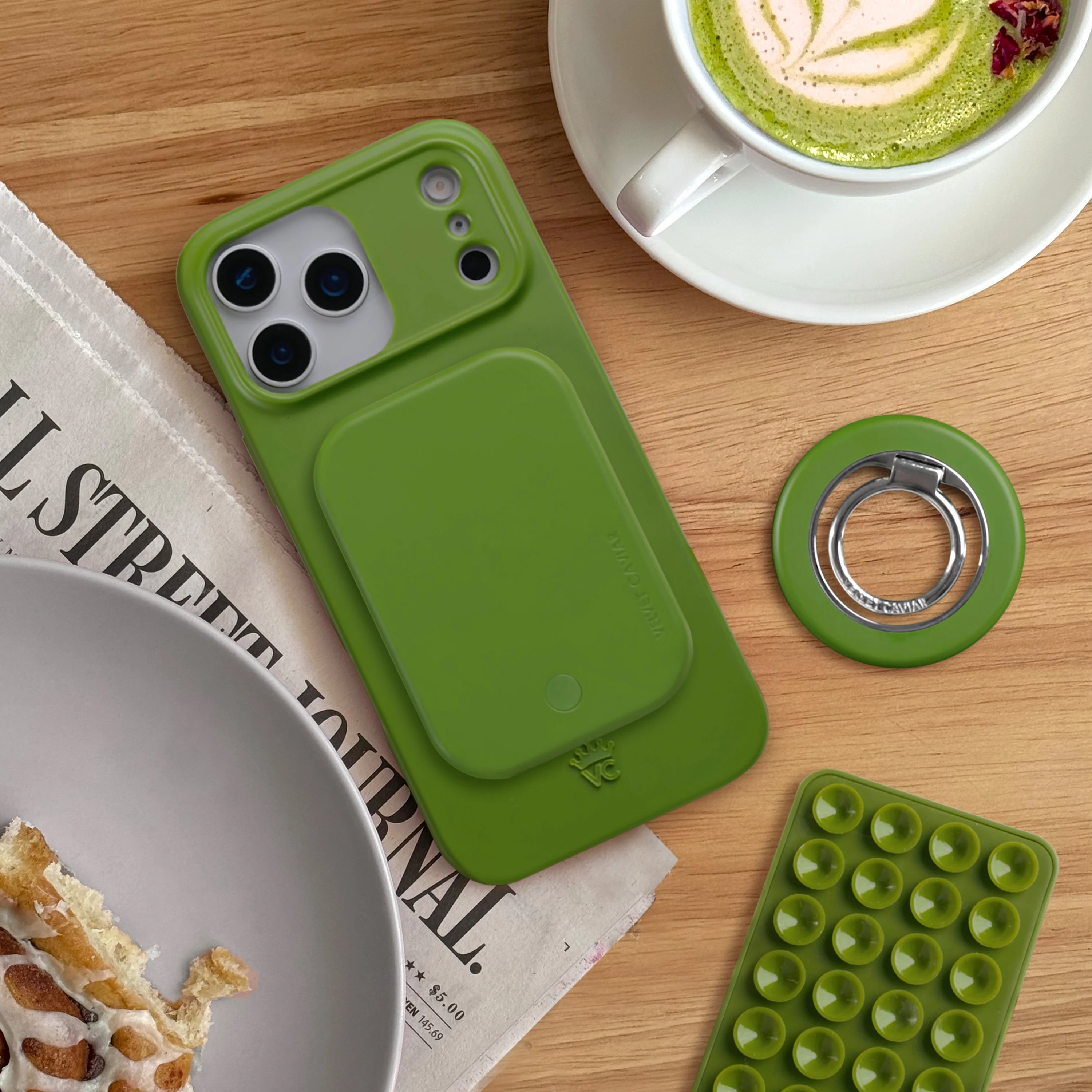 Matcha Green MagSafe Battery Power Pack - Image 8