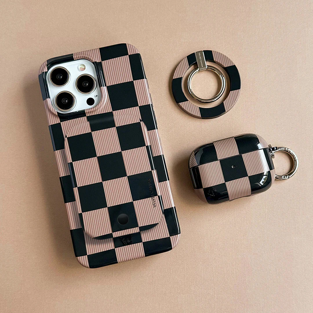Mocha Vibe Checkered MagSafe Battery Power Pack - Image 2