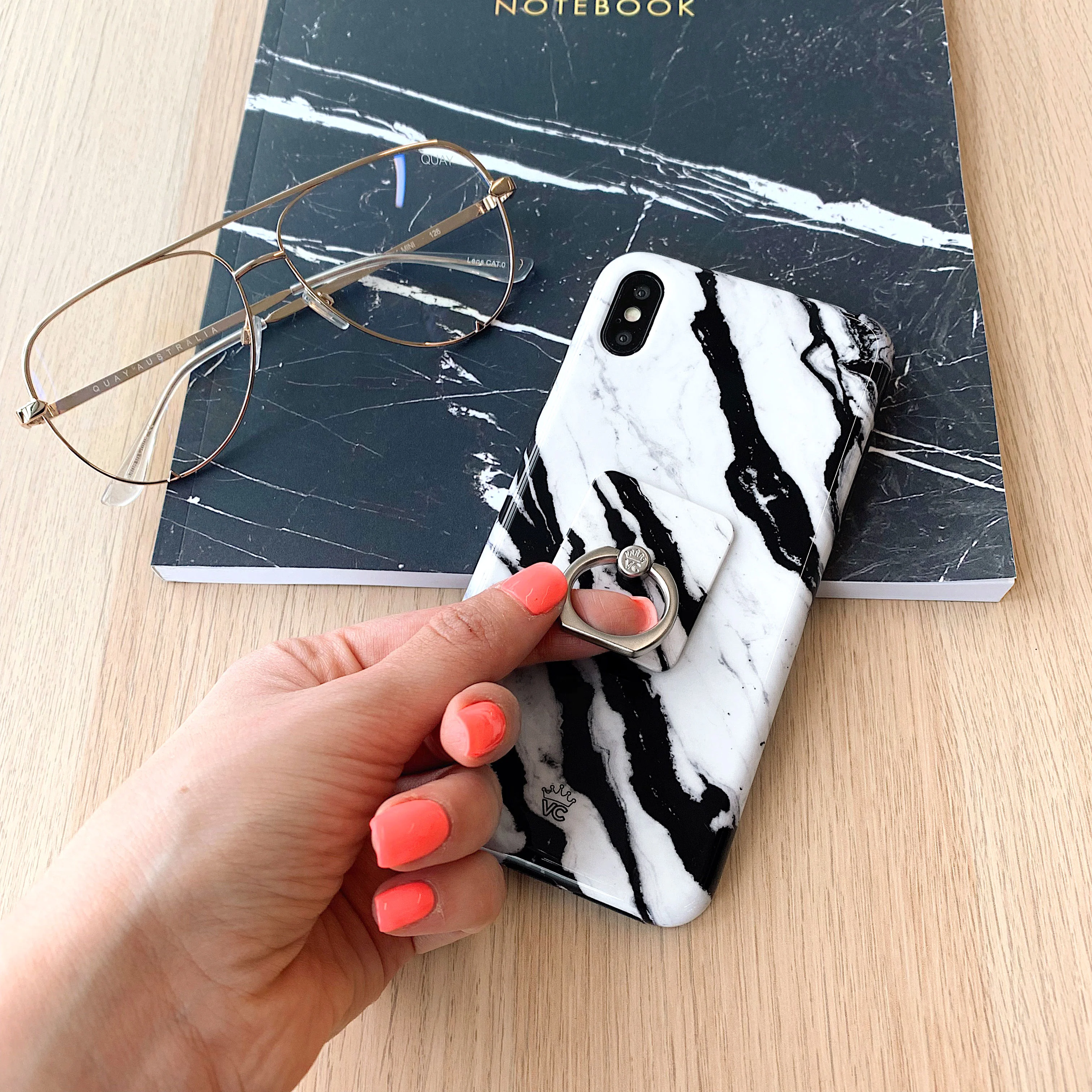 Panda Marble Phone Ring - Image 2