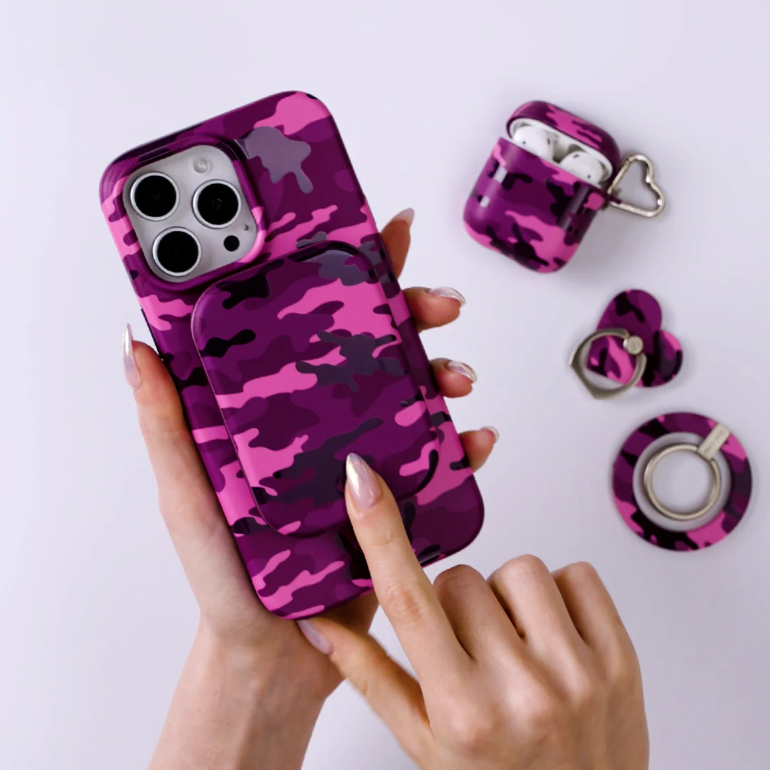 Magenta Camo MagSafe Battery Power Pack - Image 2