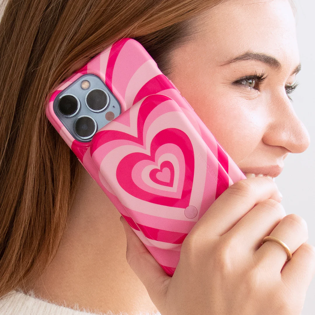 Pink Sweethearts MagSafe Battery Power Pack - Image 2