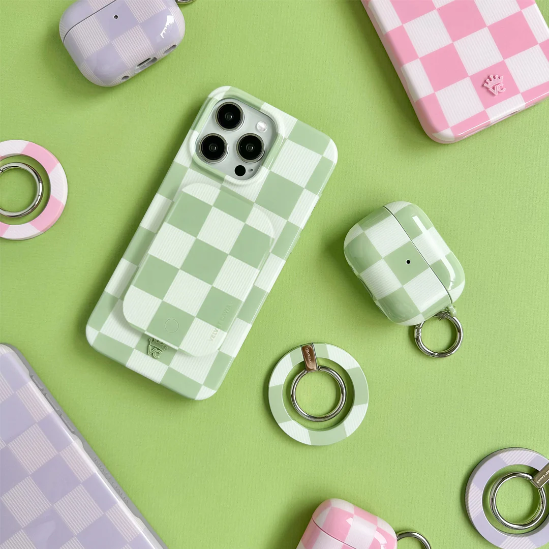 Pistachio Vibe Checkered MagSafe Battery Power Pack - Image 2