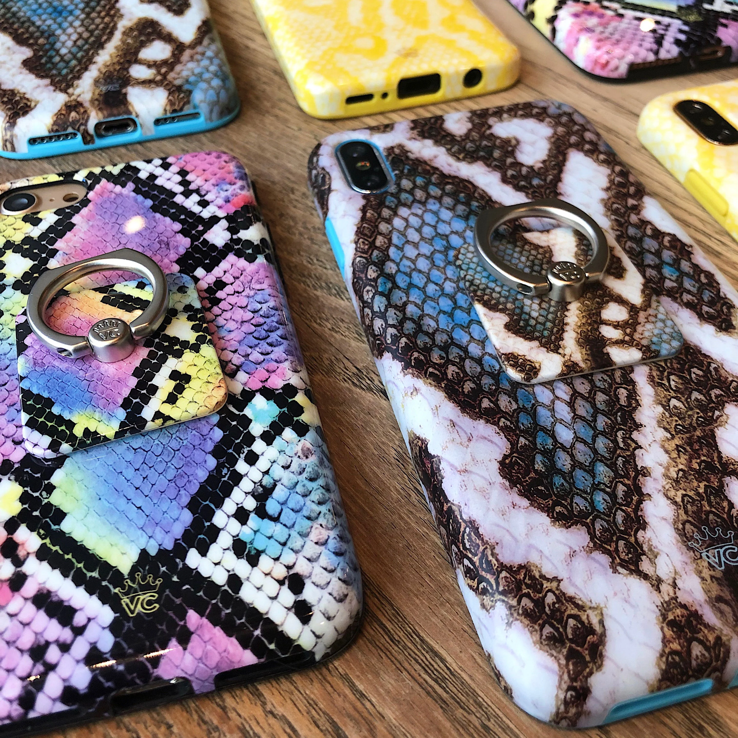Neon Snakeskin Phone Ring - Image 7