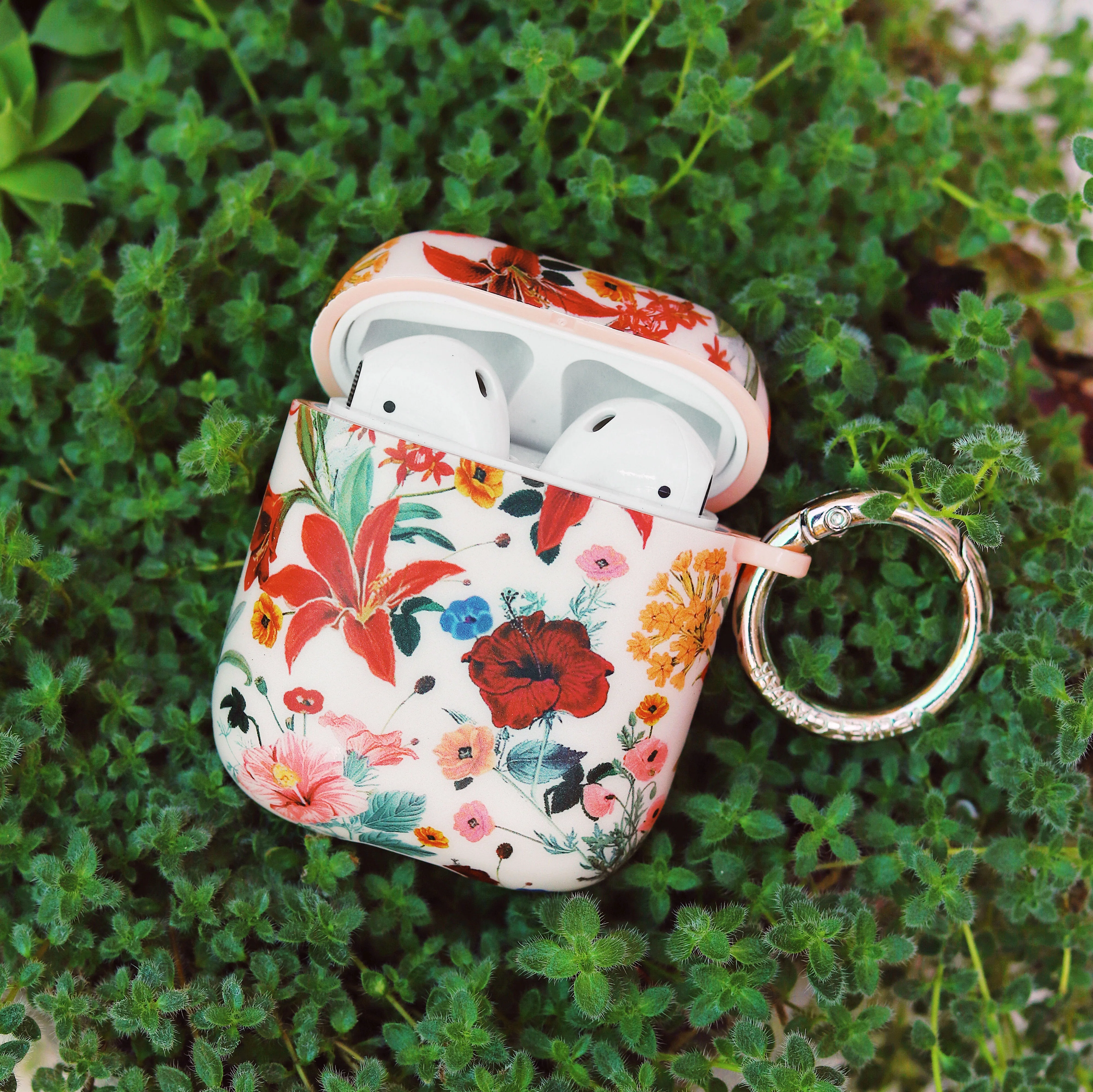 Vintage Floral AirPods Case - Image 2