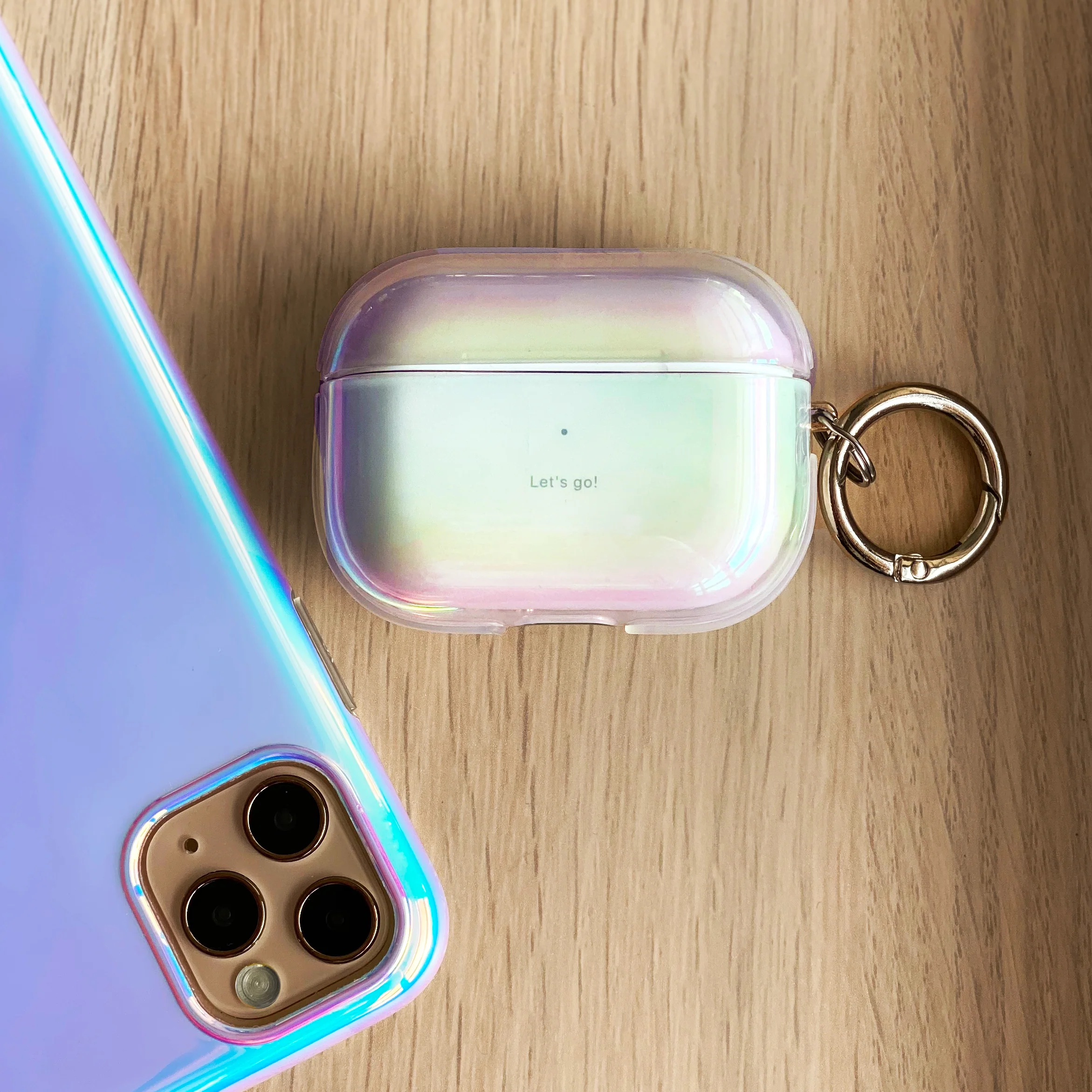 White Opal Airpods Case - Image 7