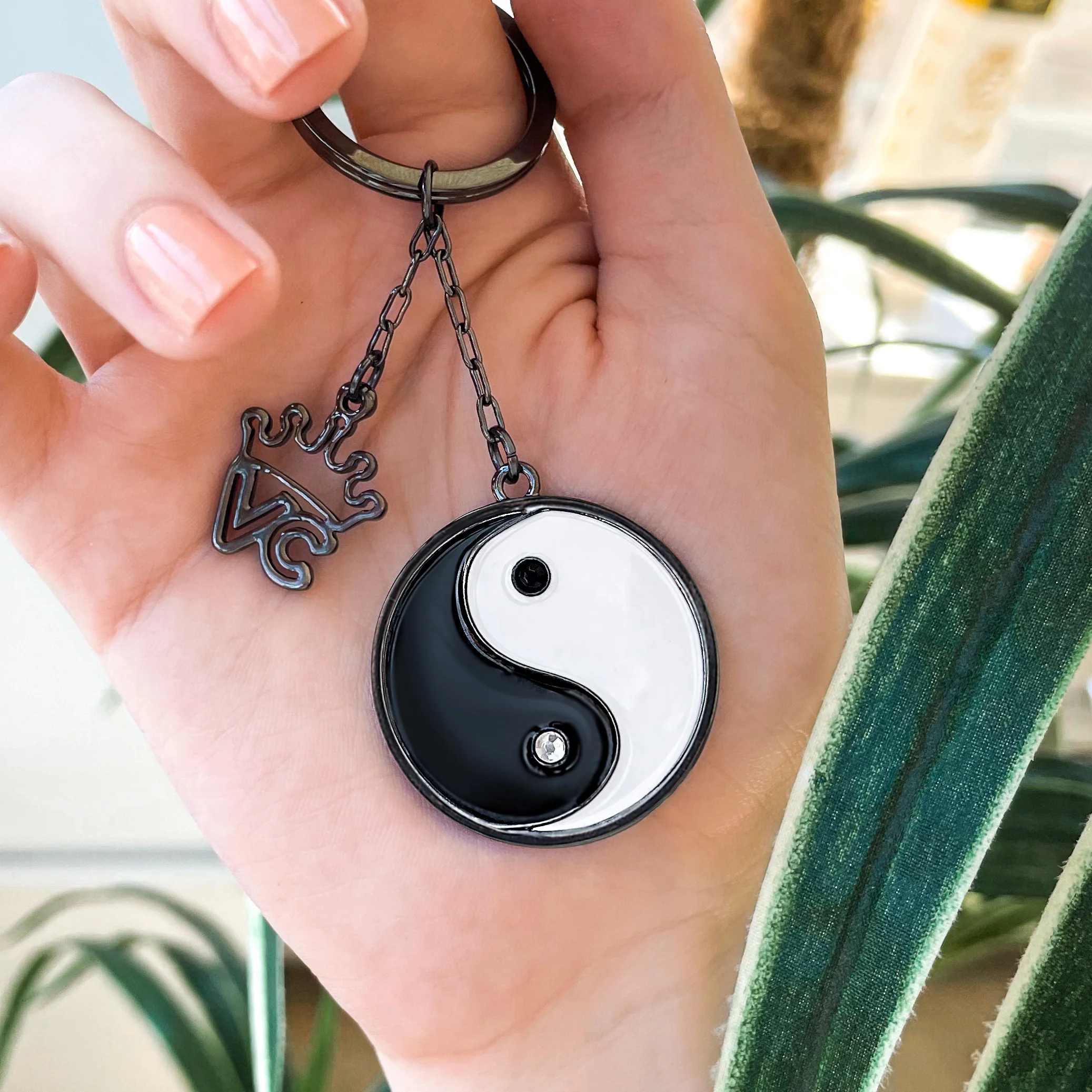 Yin Yang Keychain - Image 2